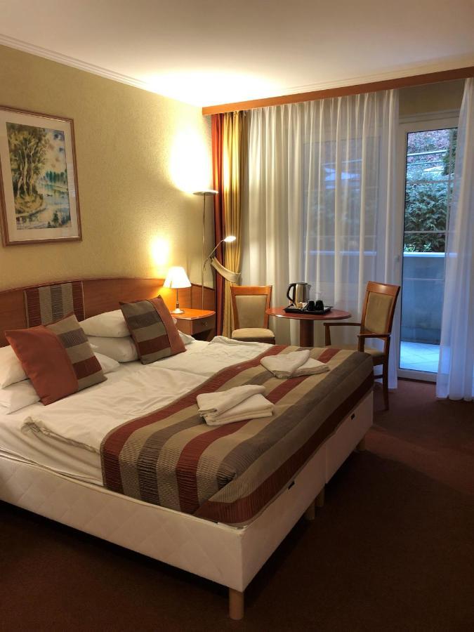 Hotel Spa เฮวิซ ภายนอก รูปภาพ