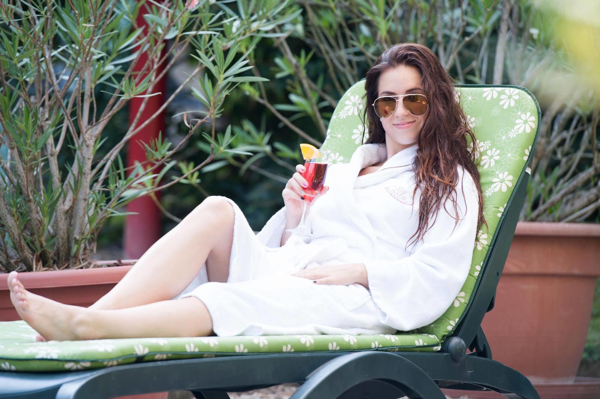 Hotel Spa เฮวิซ ภายนอก รูปภาพ